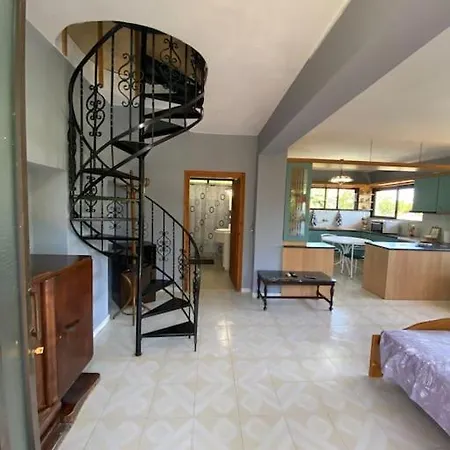 Alice's Apartmán